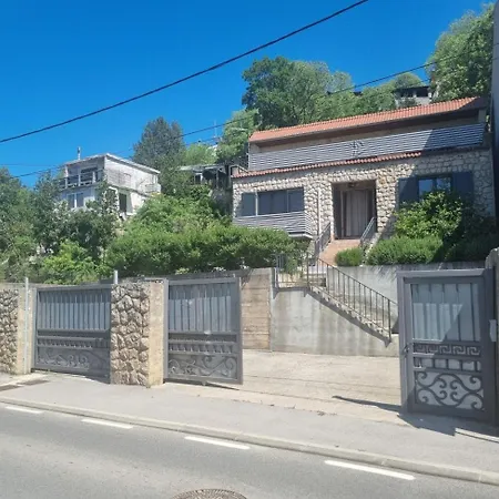 Lägenhet Karmen - With Terrace And Ac Novi Vinodolski