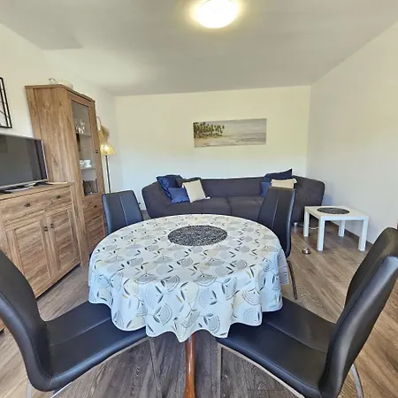 Karmen - With Terrace And Ac Novi Vinodolski