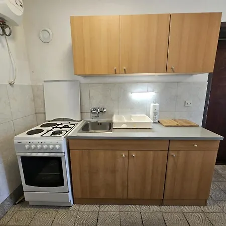 Karmen - With Terrace And Ac Novi Vinodolski