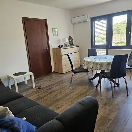 Apartamento Karmen - With Terrace And Ac Novi Vinodolski