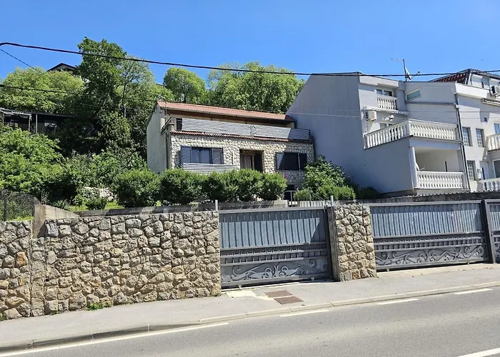 Apartment Karmen - With Terrace And Ac *