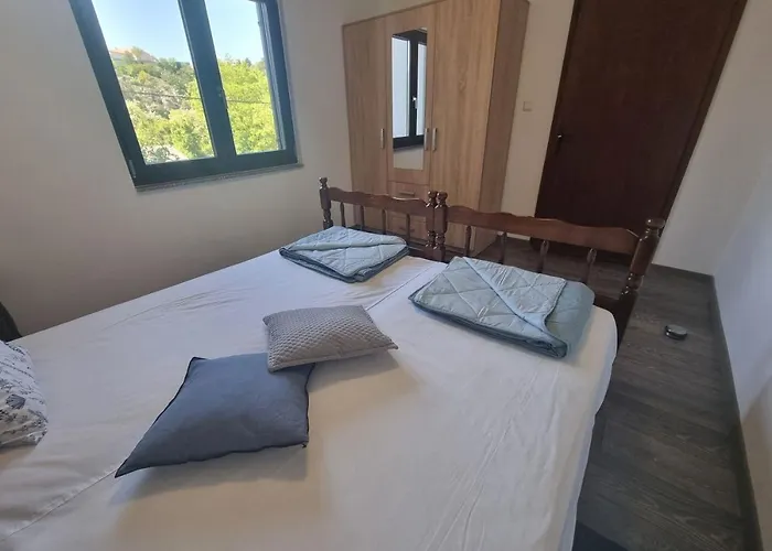 Karmen - With Terrace And Ac Apartment *
