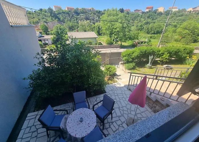 Karmen - With Terrace And Ac Apartment *