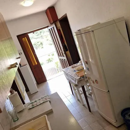 Karmen - With Terrace And Ac Apartment