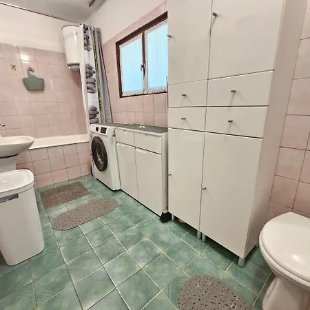 Karmen - With Terrace And Ac *