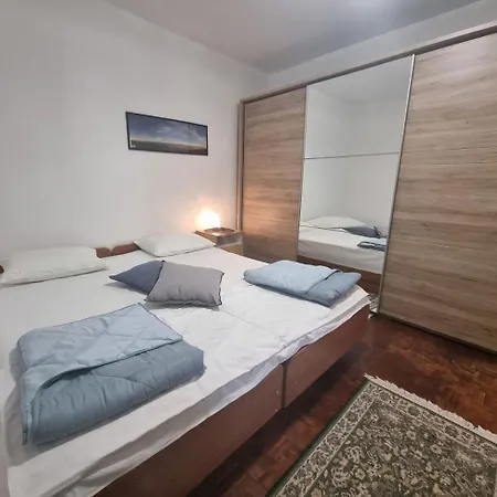 דירה Karmen - With Terrace And Ac *