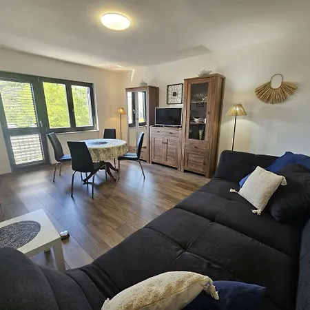 Karmen - With Terrace And Ac נובי ווינודולסקי