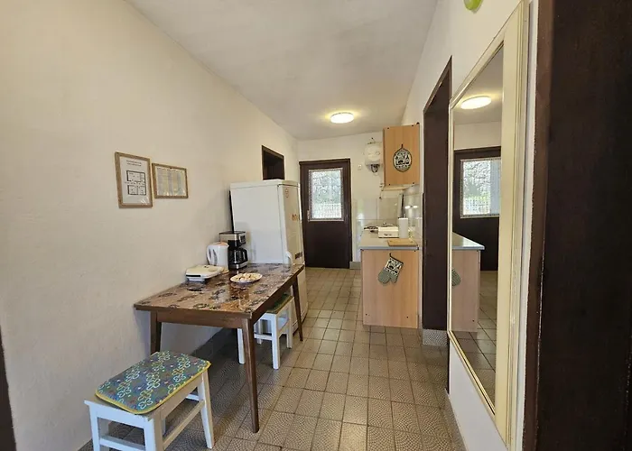 Karmen - With Terrace And Ac Appartement *